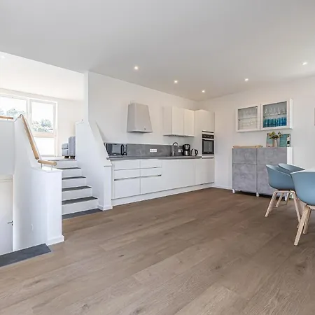 Glueckliche Aussicht Feriehus *